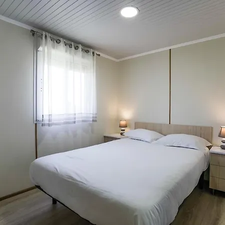 Urban Art By Campigir 3* Peniche